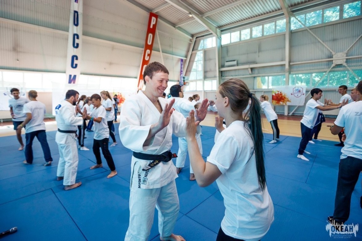 Открой в себе будущего чемпиона: знакомимся с дзюдо в «Океане»!