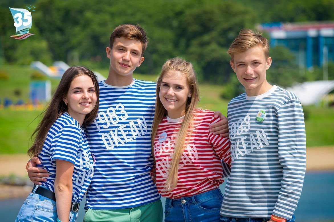 Юбилей по-океански: десятая смена встречает участников тематических программ