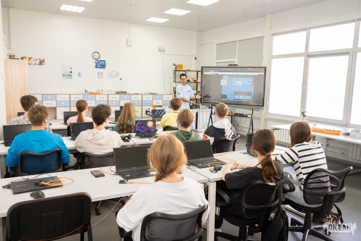«IT-Океан»: для детей проходит образовательный курс «Войти в IT»