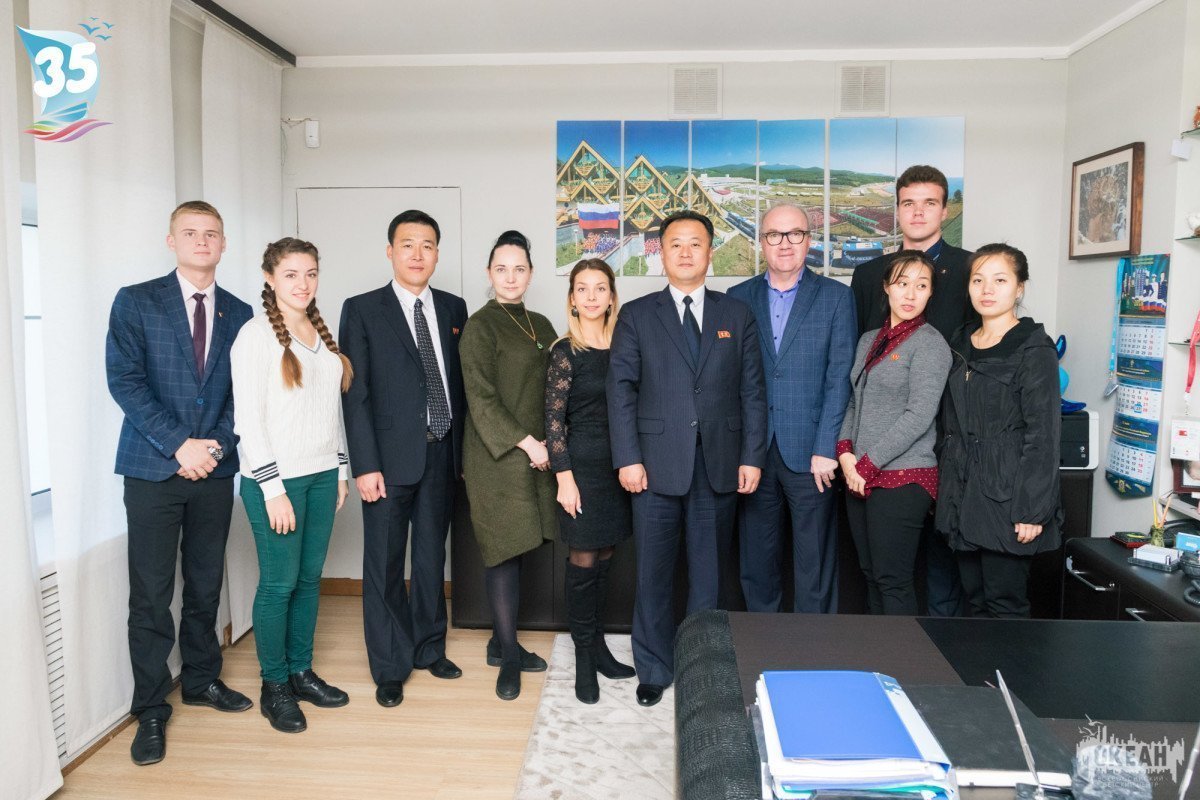 Всероссийский детский центр «Океан» посетили официальные представители КНДР