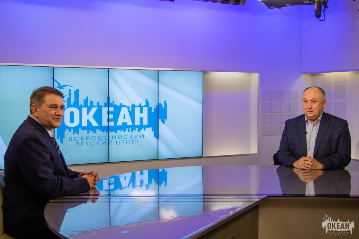 Директор ВДЦ «Океан» Андрей Базилевский расскажет о бронировании и реализации путёвок на тематические программы летнего периода в эфире телеканалов «Россия 24» и «Восток 24»